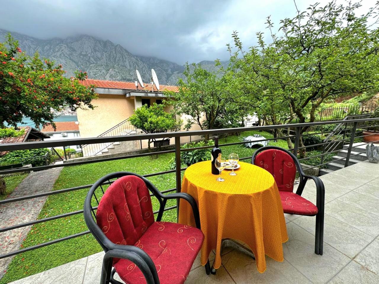 Apartments Andrija Kotor Ngoại thất bức ảnh