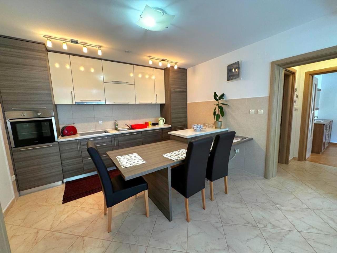 Apartments Andrija Kotor Ngoại thất bức ảnh